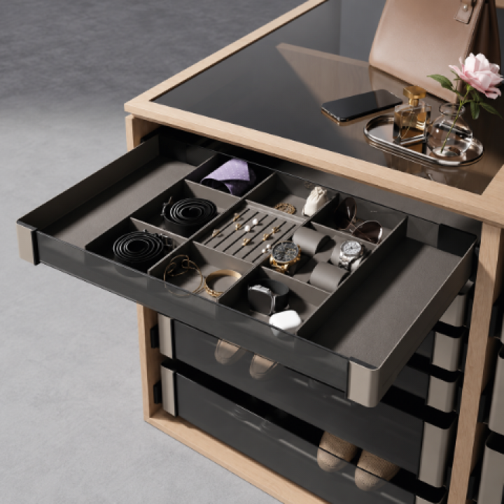 Hafele Kesseböhmer CONERO Saat Tutucu 154 × 422 × 43 mm Vizon
